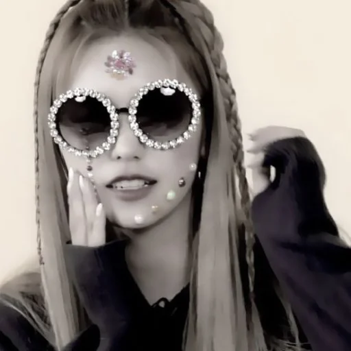 Стикер ˖ ་. YEJI ! ? ★ ▸ by @lomicor - 11