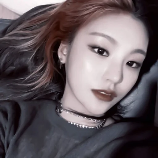 ˖ ་. YEJI ! ? ★ ▸ by @lomicor - 