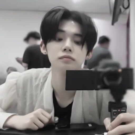 Sticker ☈🥞 yᴇᴏnjun || @fairywizards - 4