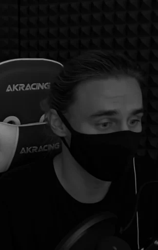 Стикер Yley🤍 - 2