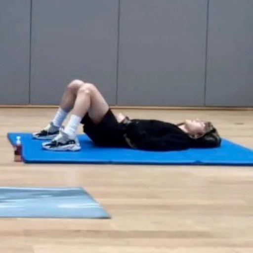 циновка физическая подготовка колено