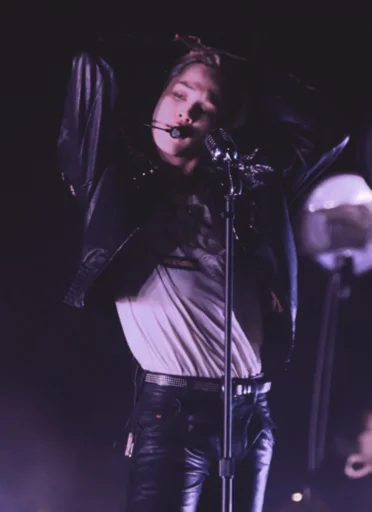 concert clothing performance