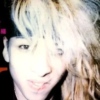 Стикер Yoshiki - 0