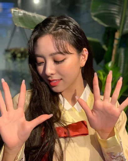 Стикер Yunaashindrakk by @Mystikeer - 0