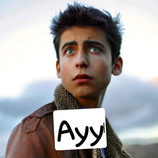 человеческое лицо на открытом воздухе небо