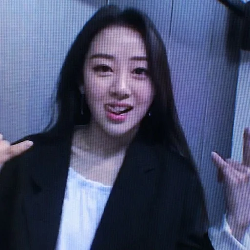 Стикер [🌊] - Yves @fancamstanf :: @fStikBot - 0