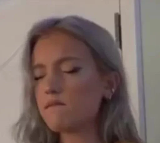 Человек человеческое лицо губа