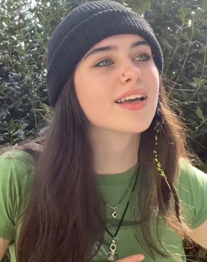 Человек человеческое лицо модный аксессуар