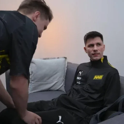 Sticker a7e5b9ab_e6f3_4610_bbf5_6d9013e8b63e_by_sticat_bot - 1