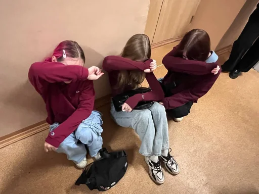 Стикер abayudnye_by_TgEmodziBot - 1