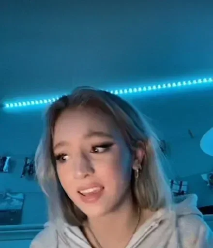 человеческое лицо Человек стена