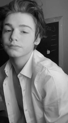 Человек человеческое лицо черно-белый