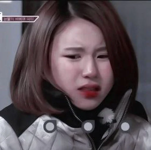 Стикер `` 🕷-Chayeong from @momo1luxv :: @fStikBot - 2