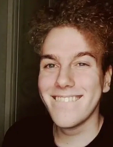 Человек человеческое лицо улыбаться