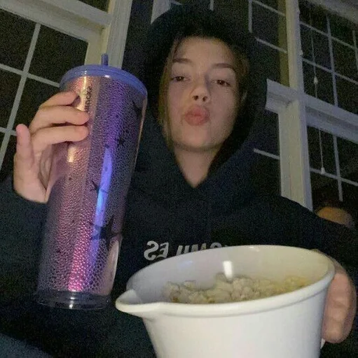 сисси. :: @fStikBot - person