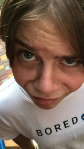 Sticker ajVCHTYwqt_by_WmojiBot - 1