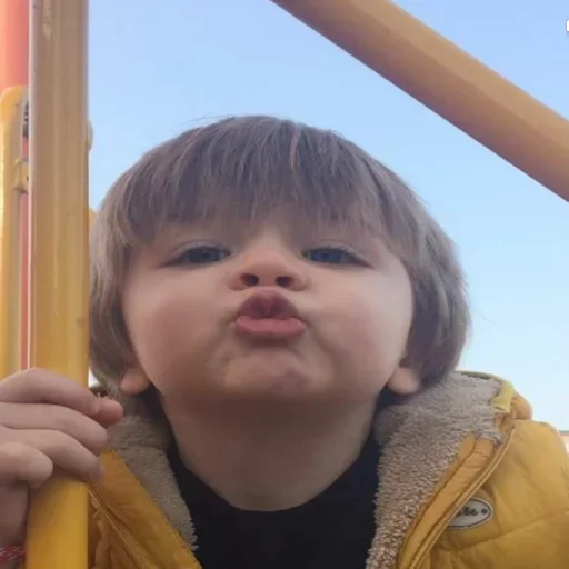 Стикер albayd - 1