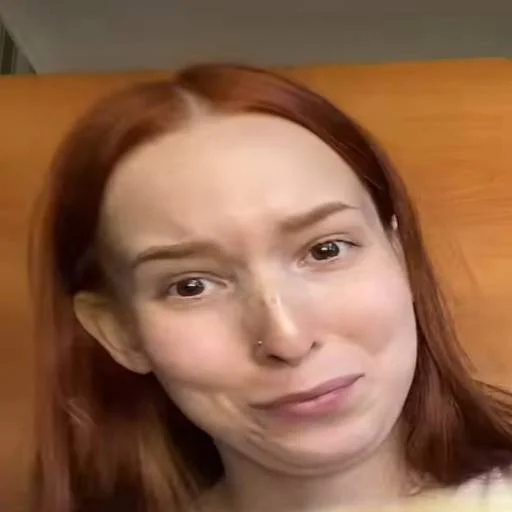 Человек селфи человеческое лицо