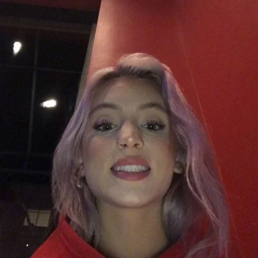 Стикер амараллис by @fStikBot - 10