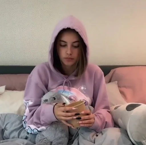 Стикер амараллис by @fStikBot - 9