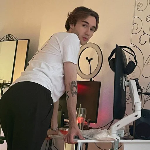 Sticker корешшш и акуличччч - 11