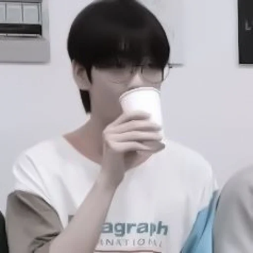 Человек комнатный стена