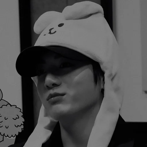 человеческое лицо черно-белый одежда