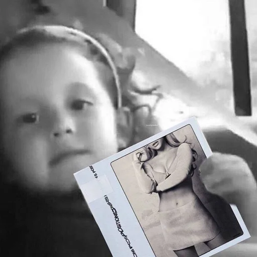 ari 💘💍 :: @fStikBot - human face