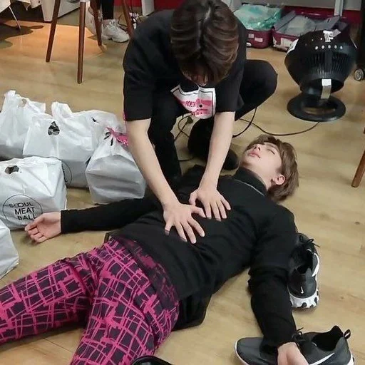 Человек одежда обувь