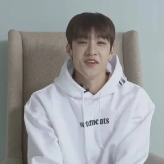 Стикер — BANGCHAN @skztikel - 9