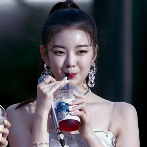 @starxnighty avzersha - 