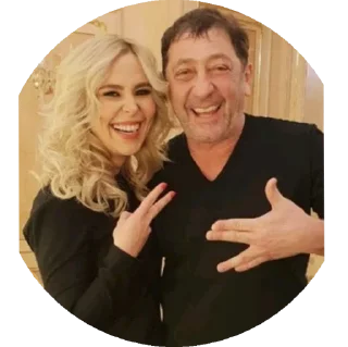 Стикер 🤟🏾 - 0