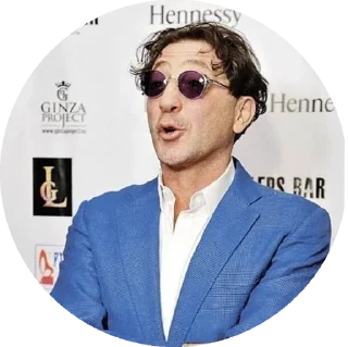 Стикер 🤟🏾 - 6