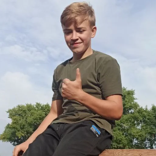 Sticker b_an_d_a - 1