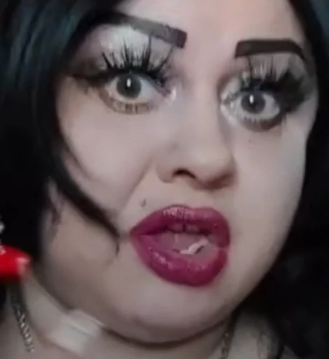 Туалетные губная помада ресница