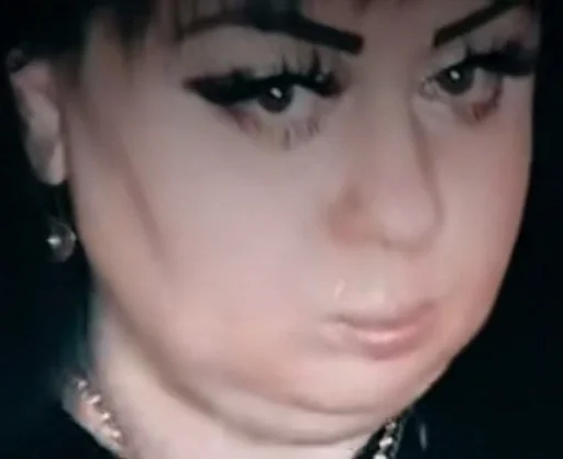 ресница губа бровь