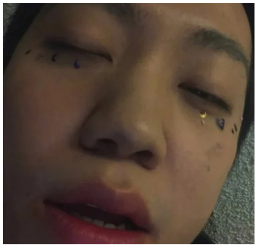 Стикер блушка - 0