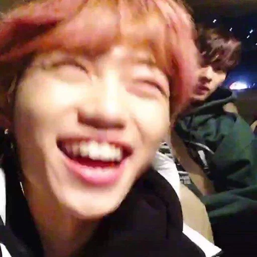 Sticker дед банчан и его сыновья🤡 - 7