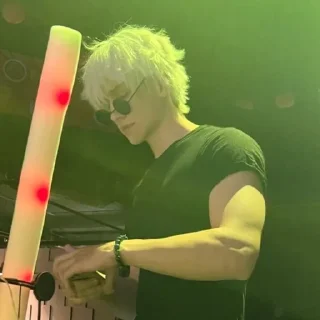 Sticker басяцу шалит @bassyatsu - 0