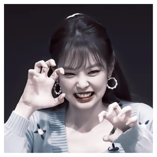 Стикер 𝐛𝐛𝐲 𝐣𝐞𝐧𝐧 : @ssavaggee :: @fStikBot - 2