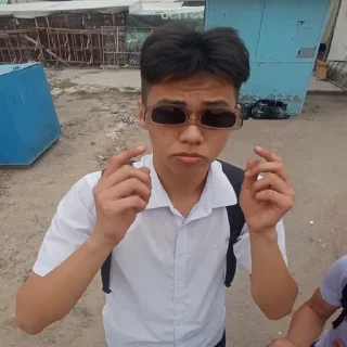 Стикер Писят Два HOOD - 0