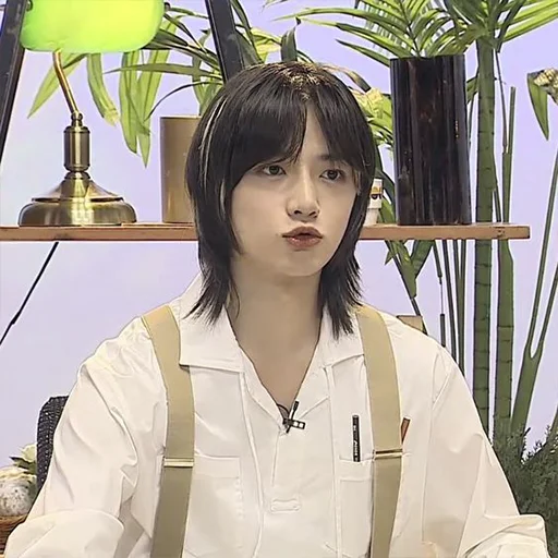 Стикер бомгю как смысл жизни - 11