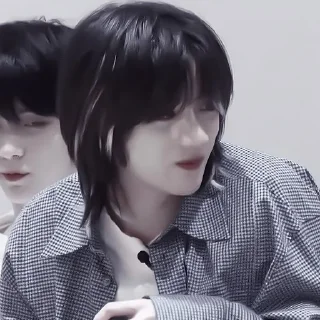 Стикер 𝙗𝙚𝙤𝙢𝙜𝙮𝙪 ♡︎ - 4