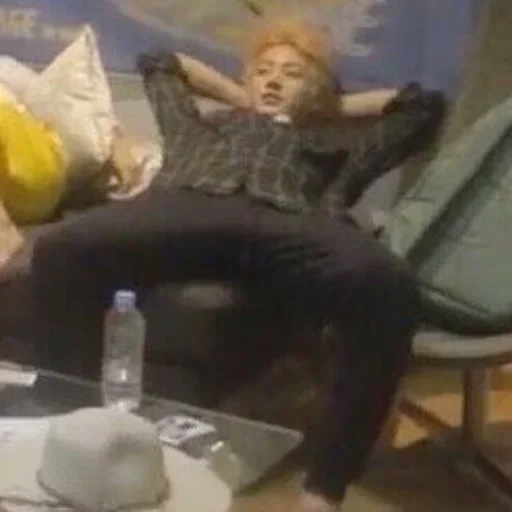 Sticker chugun by @fStikBot - 0