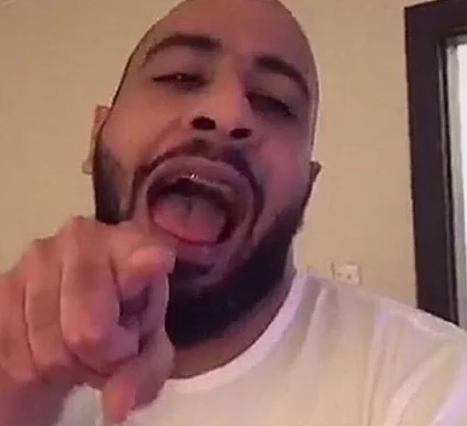 Человек комнатный селфи