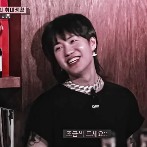 Sticker #𝐈𝐧𝐓𝐡𝐞𝐒𝐡𝐨𝐰𝐓𝐨𝐝𝐚𝐲: bloo ;: by @paradismaudit - 10