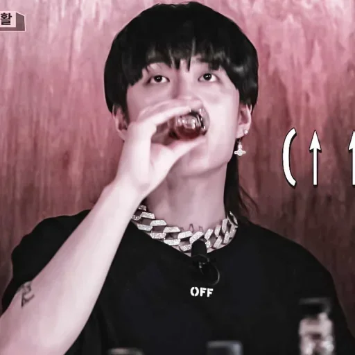 Sticker #𝐈𝐧𝐓𝐡𝐞𝐒𝐡𝐨𝐰𝐓𝐨𝐝𝐚𝐲: bloo ;: by @paradismaudit - 0