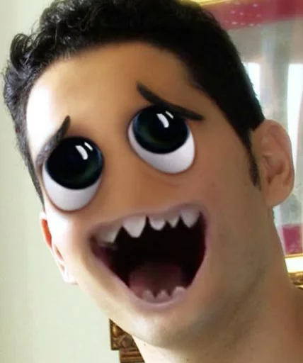 улыбаться губа ресница