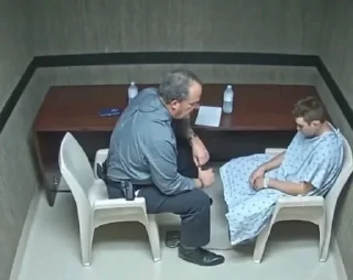 Стикер Дивный новый мир - 10