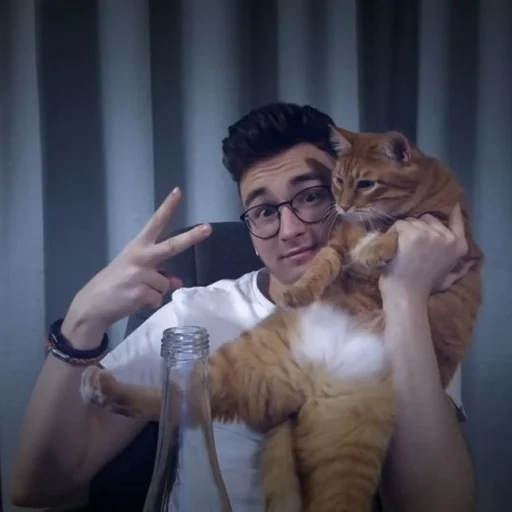 Стикер 𝚃𝚑𝚎𝙱𝚛𝚒𝚊𝚗𝙼𝚊𝚙𝚜💗💍 :: @fStikBot - 10